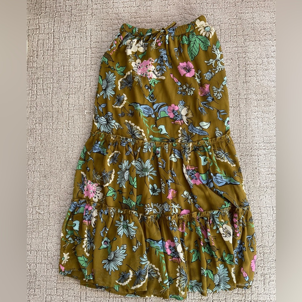 ⭐️AERIE Tiered Skirt⭐️